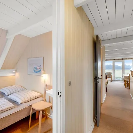Semesterbostad Nilsa - 800m From The Sea By Interhome
